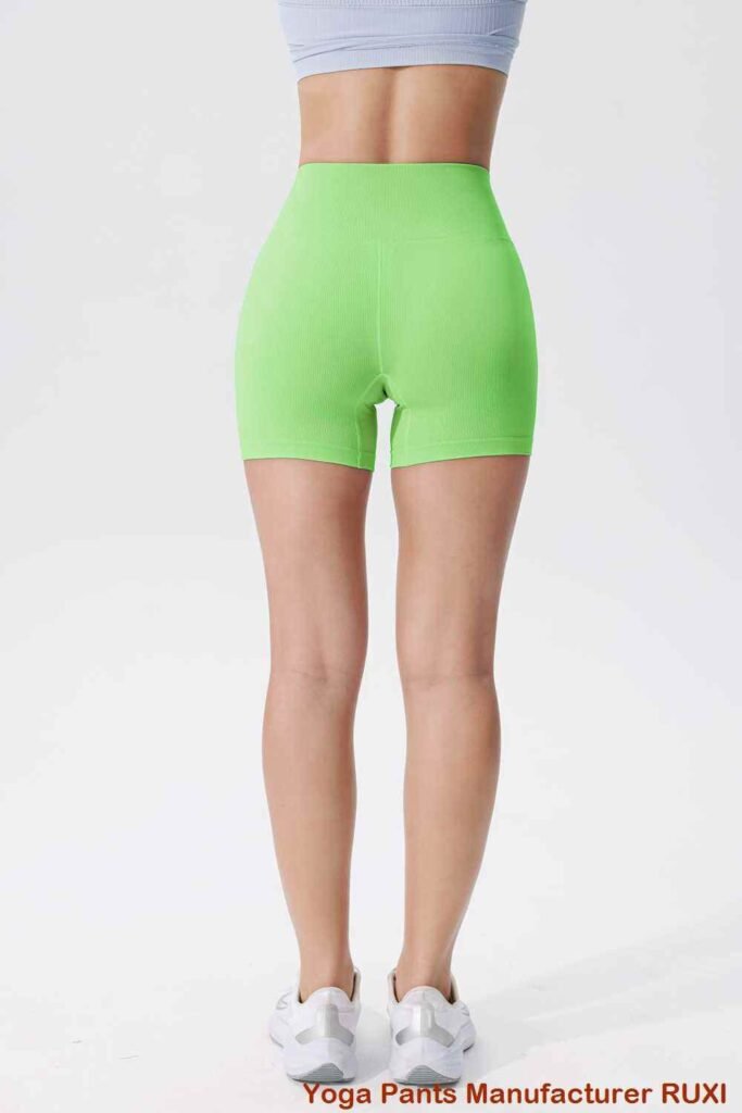Bequeme und stylische Schwangerschafts Workout Tops Ruxi