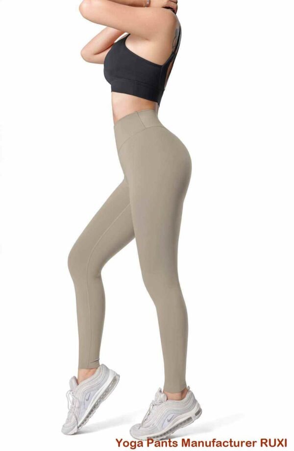 Schwarze Radlerhose für Damen bequem und stilvoll Ruxi