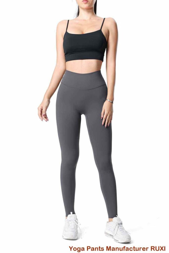 Bequeme Yoga Shorts aus Elasthan Ruxi ch3534