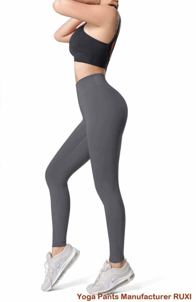 Sportliche Badeshorts für Damen schnelltrocknend bequem