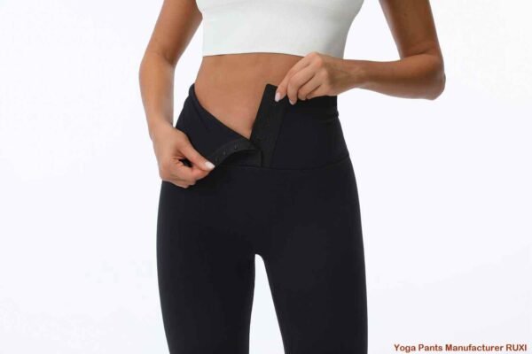 Weiße sportliche Performance Shorts Ruxi ch1642