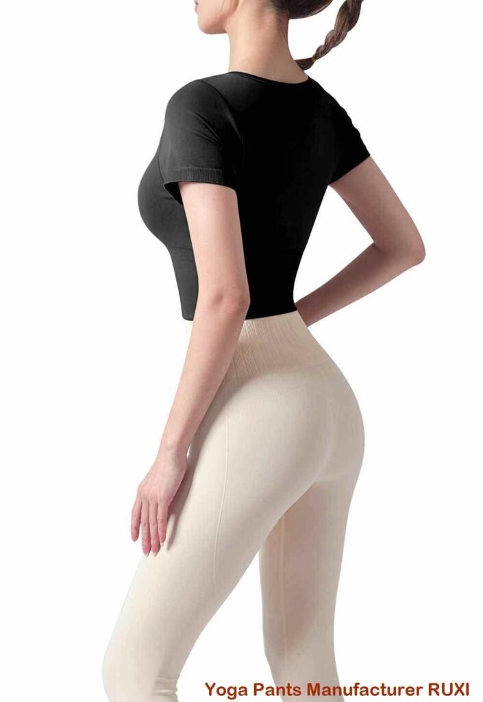 Leggings mit V-Ausschnitt Ruxi ch68